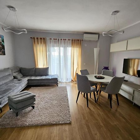 Sky Dwelling Tirana 아파트 외부 사진